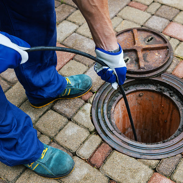 Sewer cleaning service