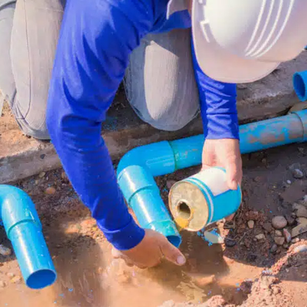 Worker fixing sewer line in Valparaiso, IN